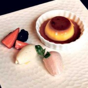 Creme Caramel et soupe de fruits ($8.50)