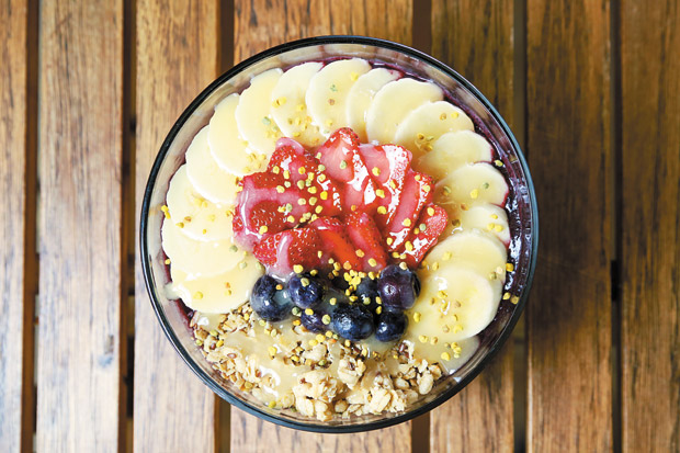 Large Tropical Tribe Bowl with Tropical topping ($10.70)