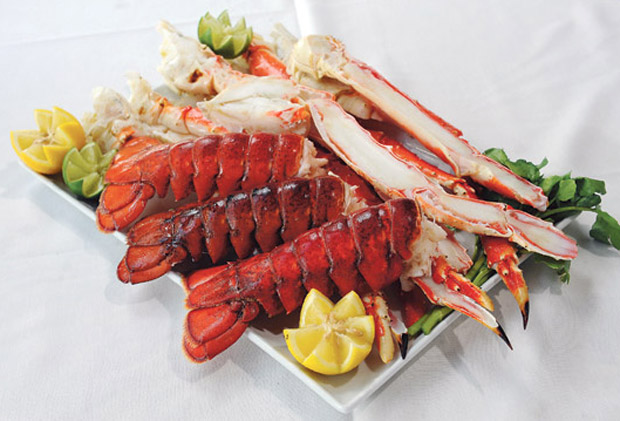 King crab legs and lobster will be among the most highly anticipated bites from Chef Chai's Father's Day buﬀet (Lawrence Tabudlo photo)