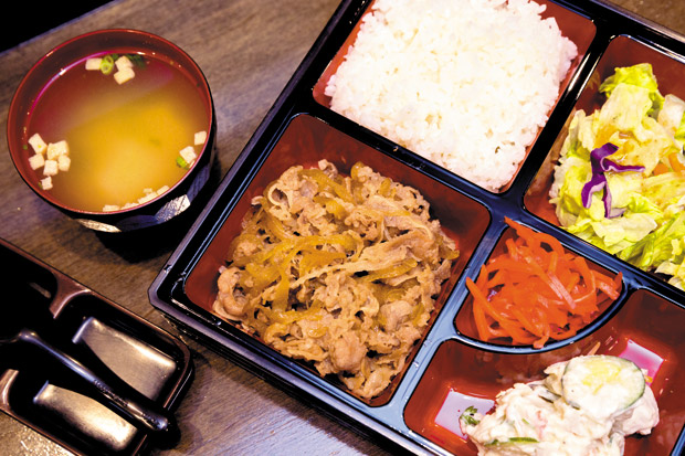 Beef Teishoku Set ($12, lunch only at Kaimuki location) 
