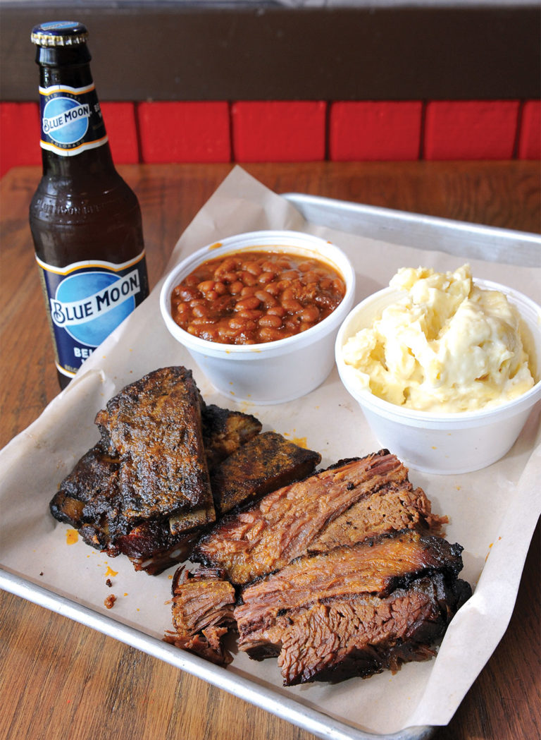 Big, bold Texas barbecue flavor | Tex 808 BBQ + Brews | Dining Out